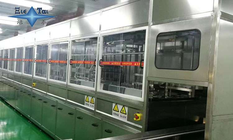 大型超聲波清洗機如何根治油污頑疾?潔泰非標定制,讓清洗不再背鍋 大型超聲波清洗機如何根治油污頑疾?潔泰非標定制,讓清洗不再背鍋