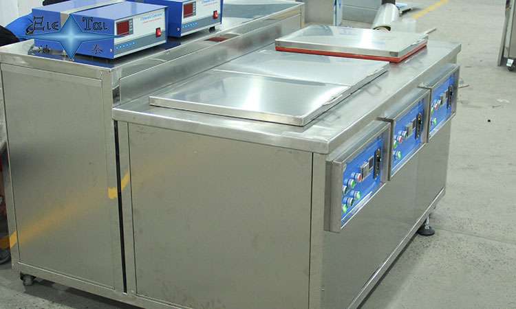 潔泰大型超聲波清洗機(jī)OEM/ODM:從工藝驗(yàn)證到設(shè)備交付,讓環(huán)保清洗不再難 潔泰大型超聲波清洗機(jī)OEM/ODM:從工藝驗(yàn)證到設(shè)備交付,讓環(huán)保清洗不再難