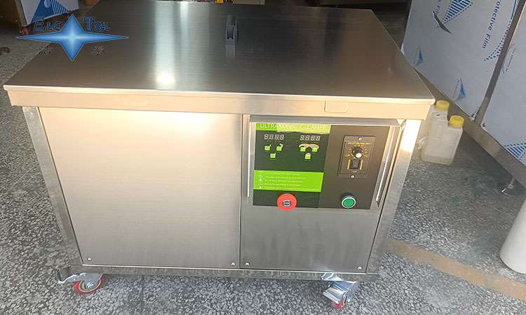 超聲波清洗機(jī)廠家|潔泰:每天花費(fèi)半小時(shí)手工除垢?換它,泡一泡就干凈 超聲波清洗機(jī)廠家|潔泰:每天花費(fèi)半小時(shí)手工除垢?換它,泡一泡就干凈