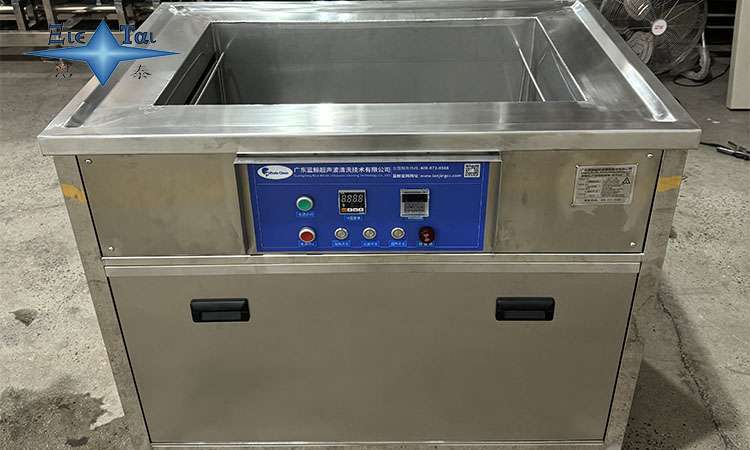 為什么超聲波清洗機不能洗木制品？深入解析材質特性與正確清潔方法